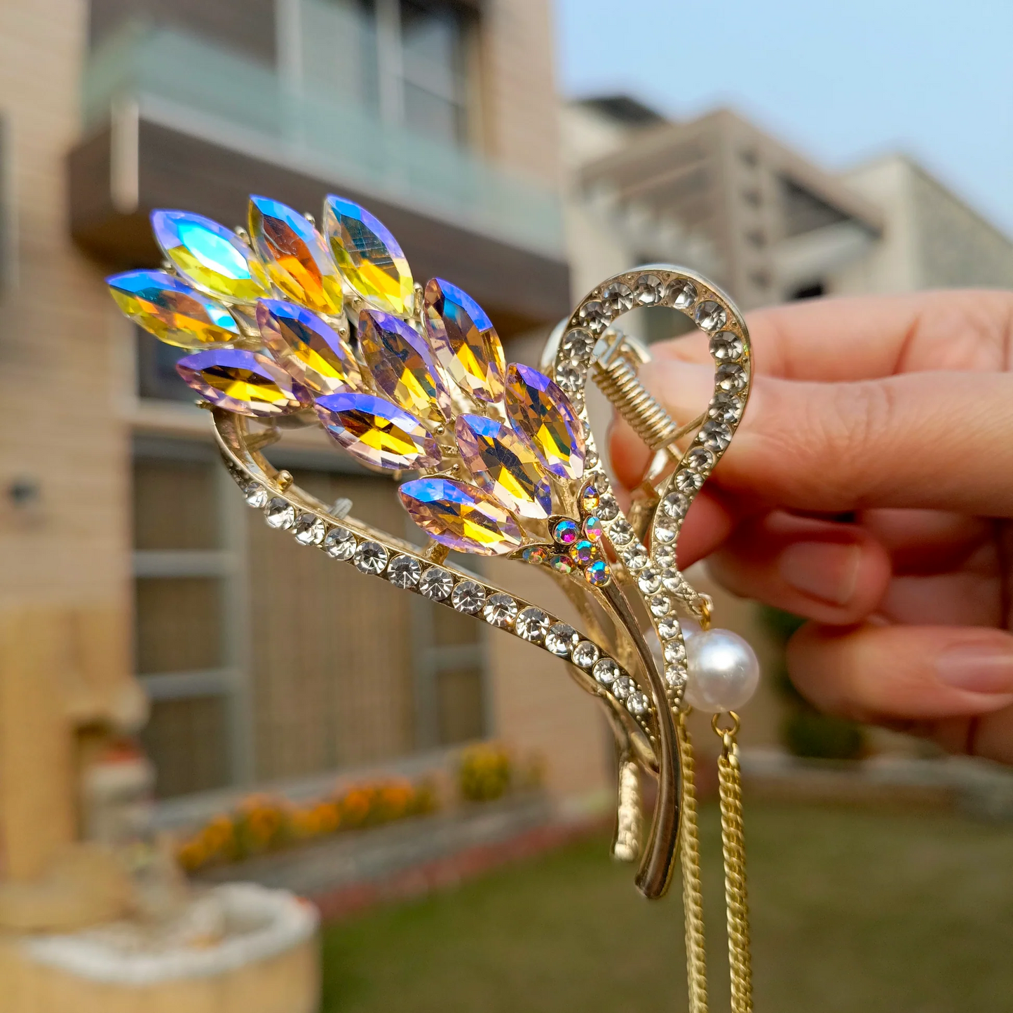 MS CRYSTLE STONE HAIR CLIP