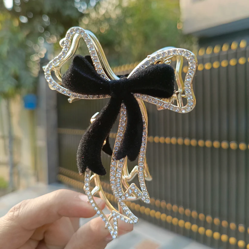 VELVET BOW LARGE HAIR CLIP